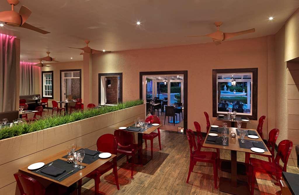 Melia Braco Village Trelawny Ресторан фото
